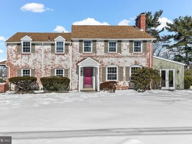 1715 SANDY HILL ROAD, PLYMOUTH MEETING, PA 19462