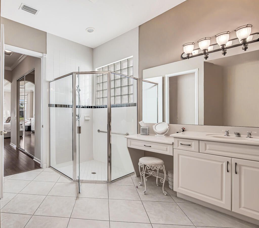 7727 Ocean Sunset Drive, Lake Worth, FL 33467 Photo