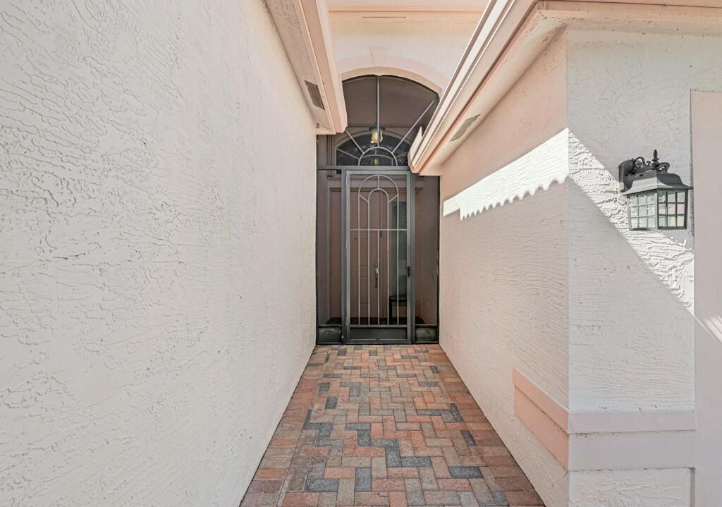 7727 Ocean Sunset Drive, Lake Worth, FL 33467 Photo