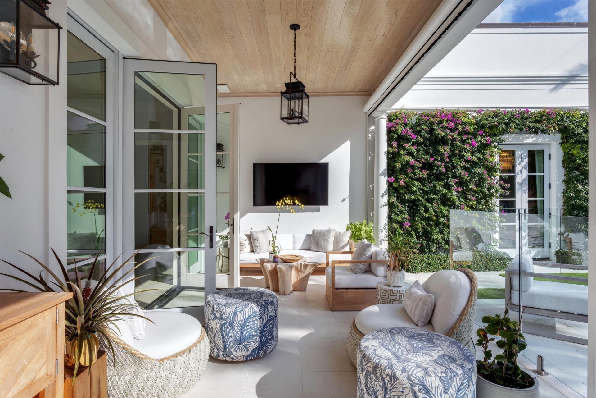 208 Sandpiper Drive, Palm Beach, FL 33480 Photo