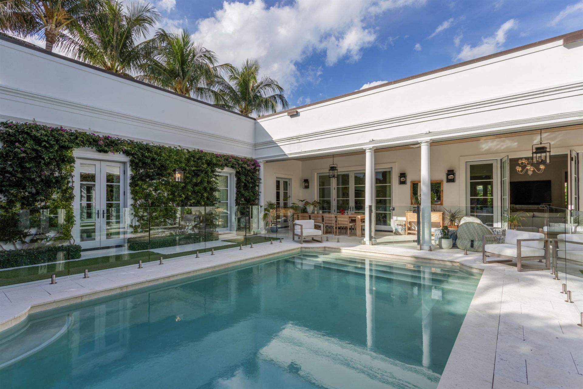 208 Sandpiper Drive, Palm Beach, FL 33480 Photo