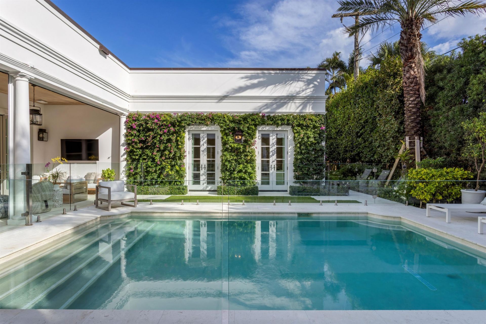 208 Sandpiper Drive, Palm Beach, FL 33480 Photo