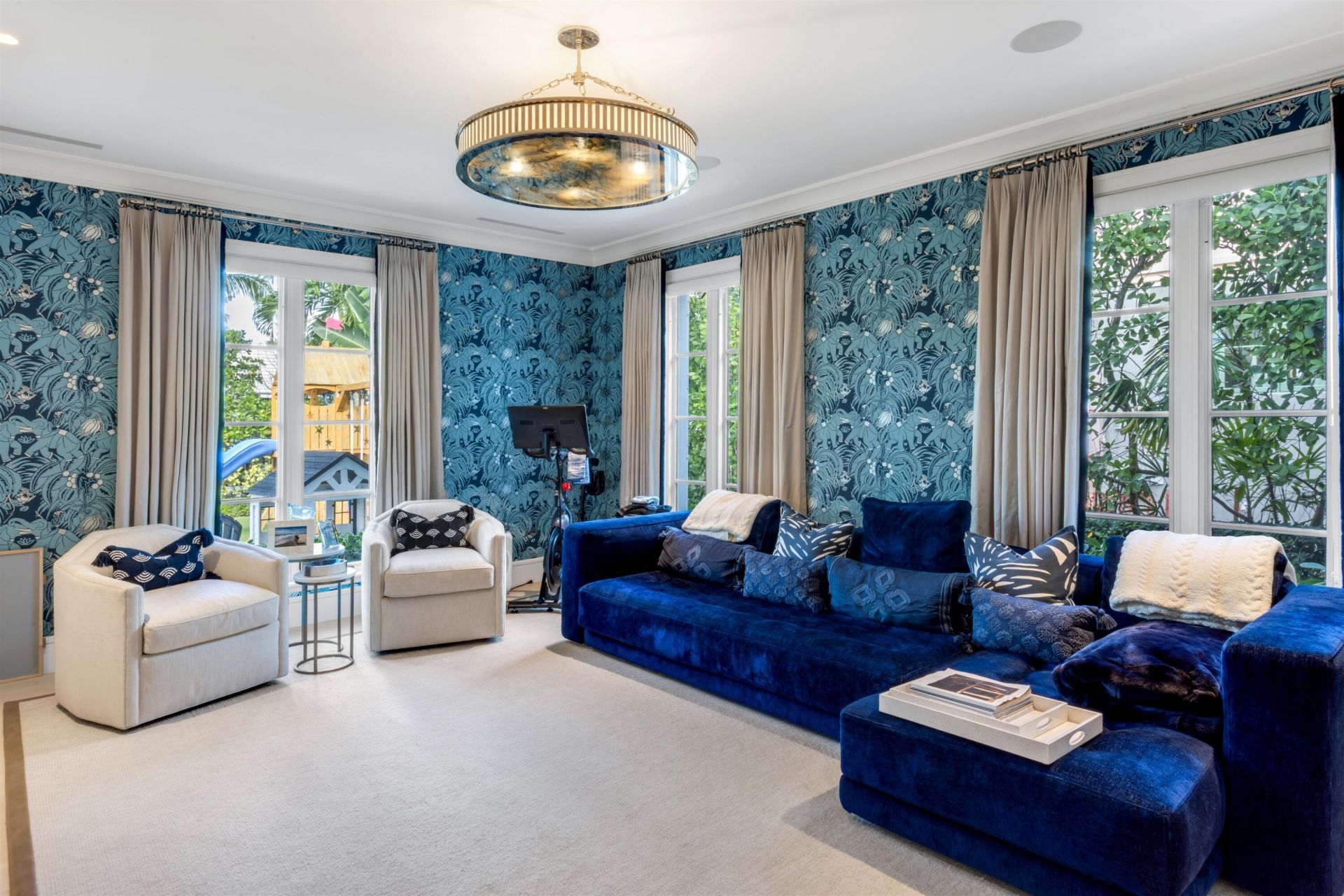 208 Sandpiper Drive, Palm Beach, FL 33480 Photo