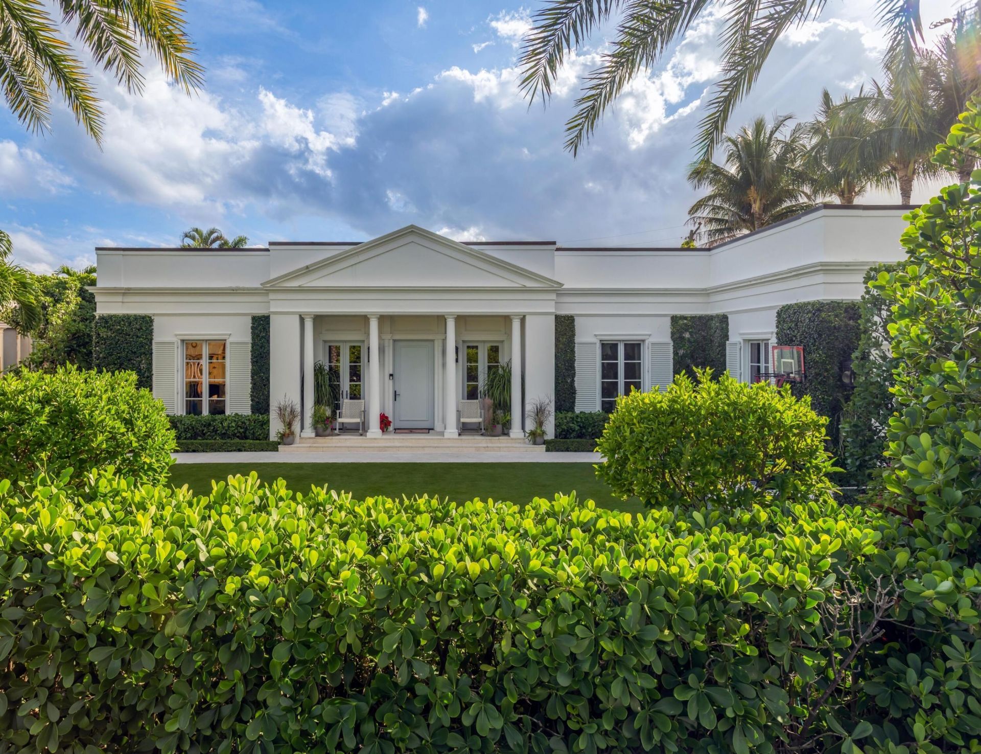208 Sandpiper Drive, Palm Beach, FL 33480 Photo
