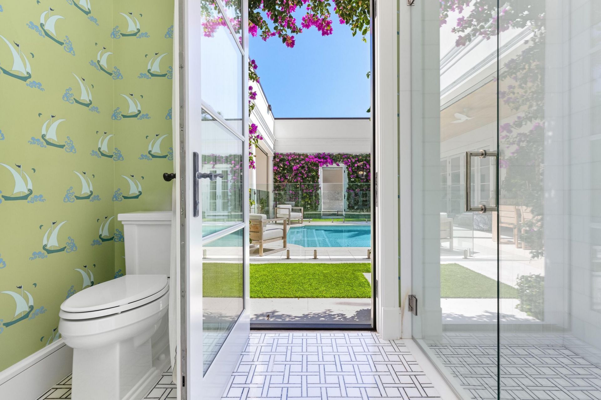 208 Sandpiper Drive, Palm Beach, FL 33480 Photo