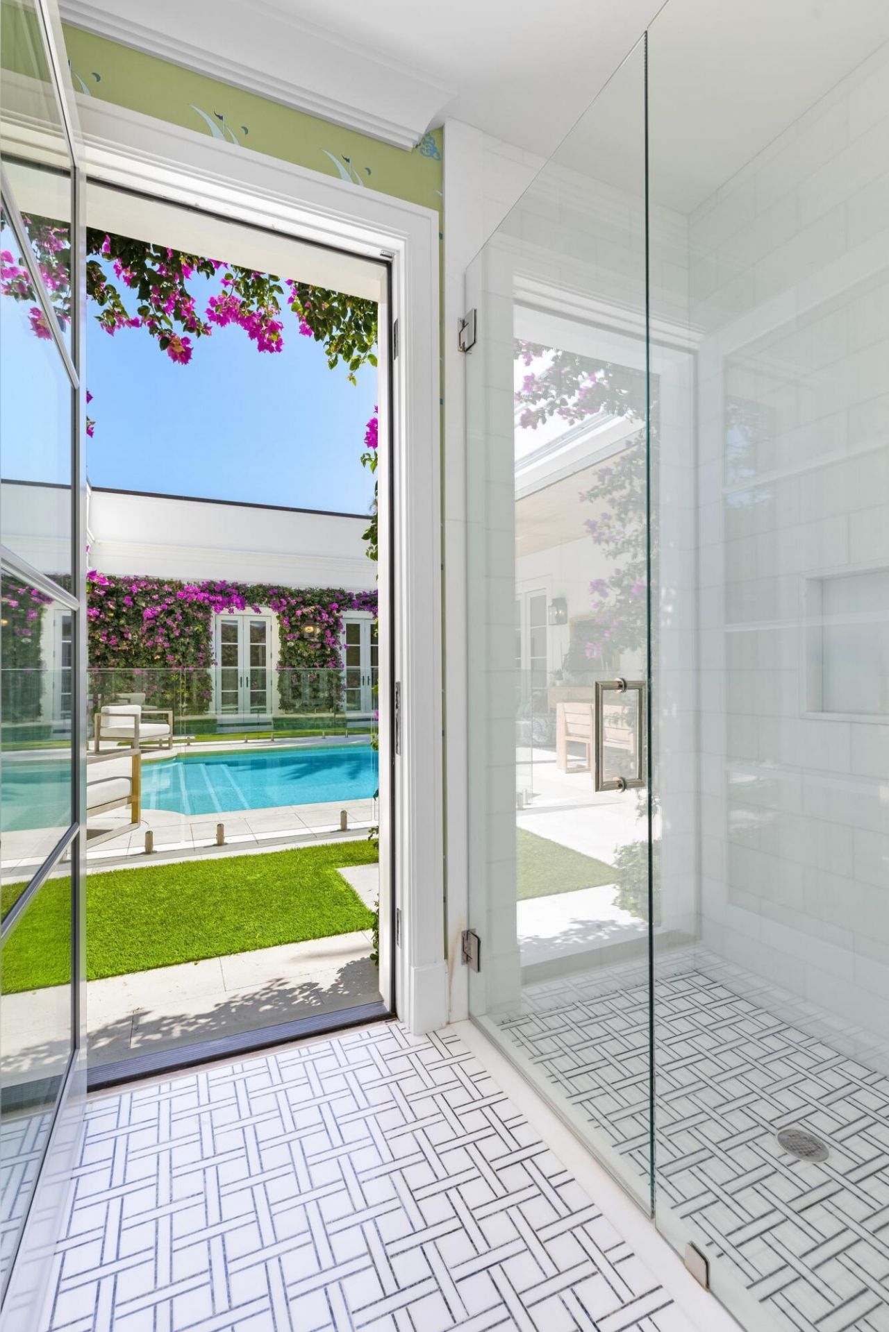 208 Sandpiper Drive, Palm Beach, FL 33480 Photo