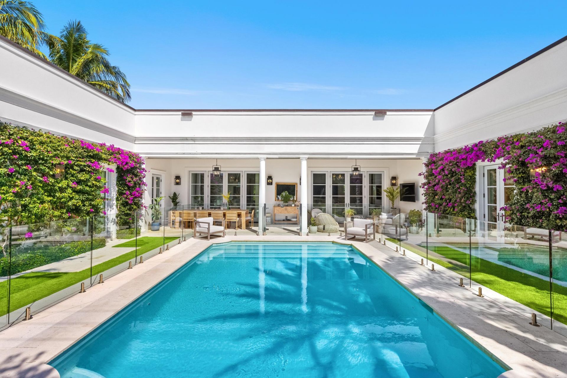 208 Sandpiper Drive, Palm Beach, FL 33480 Photo