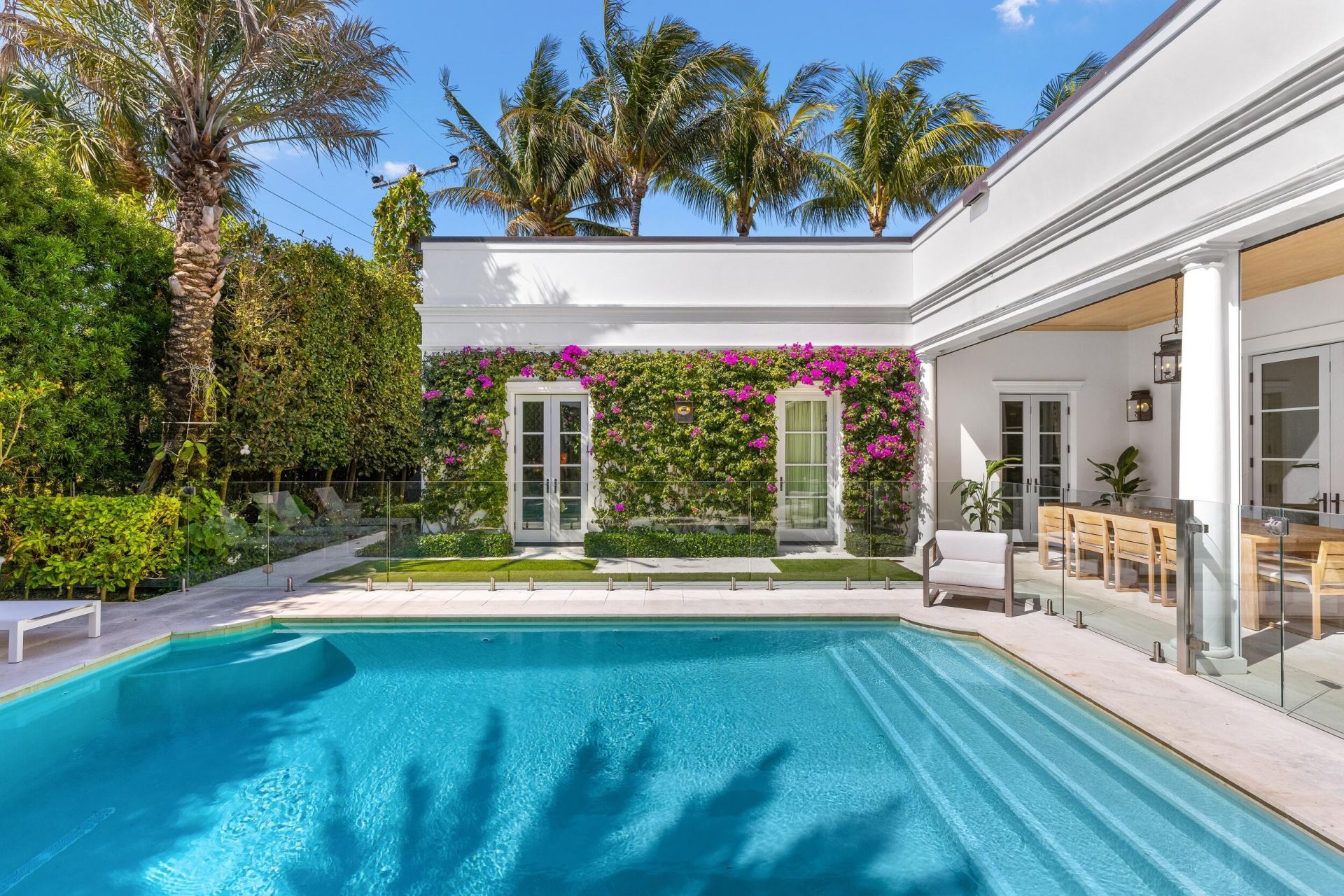 208 Sandpiper Drive, Palm Beach, FL 33480 Photo