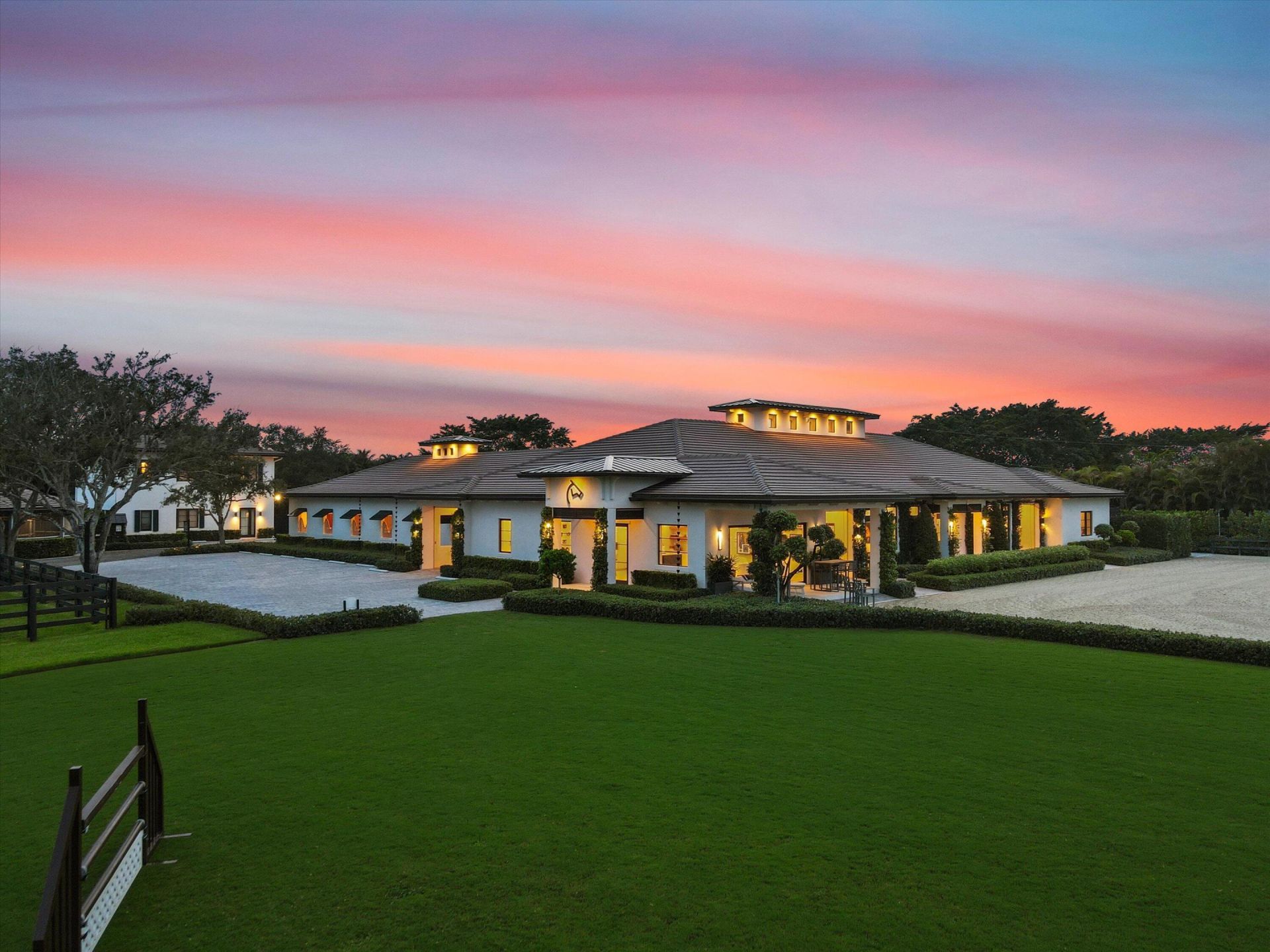 4675 Stables Way, Wellington, FL 33414 Photo