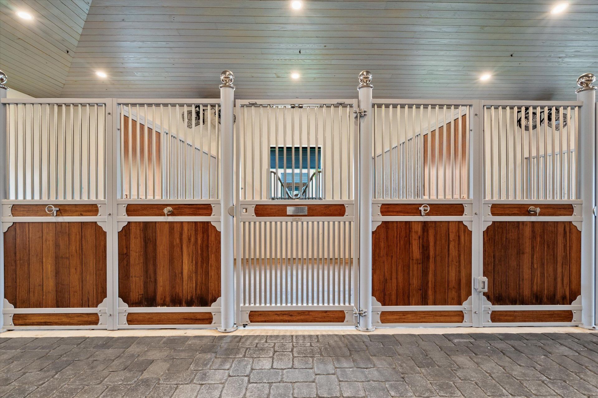 4675 Stables Way, Wellington, FL 33414 Photo