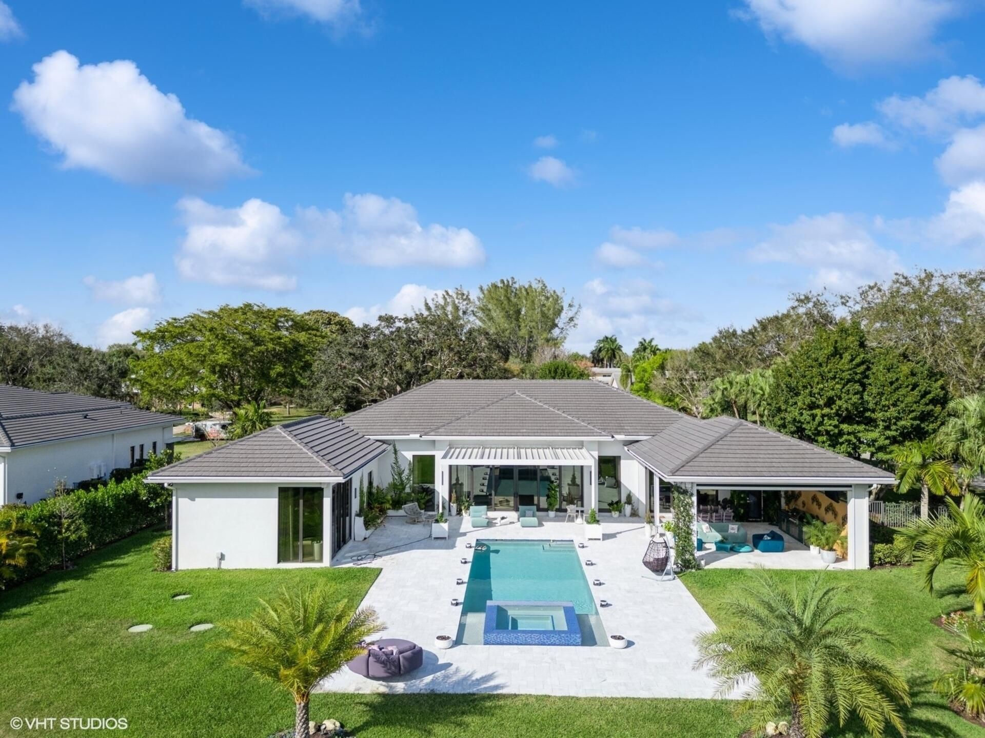 8533 N Native Dancer Road, Palm Beach Gardens, FL 33418 Photo