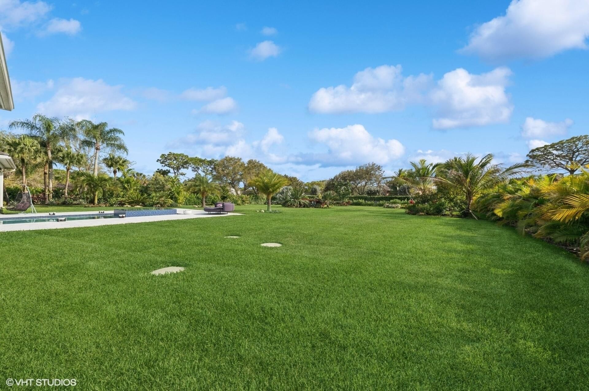 8533 N Native Dancer Road, Palm Beach Gardens, FL 33418 Photo