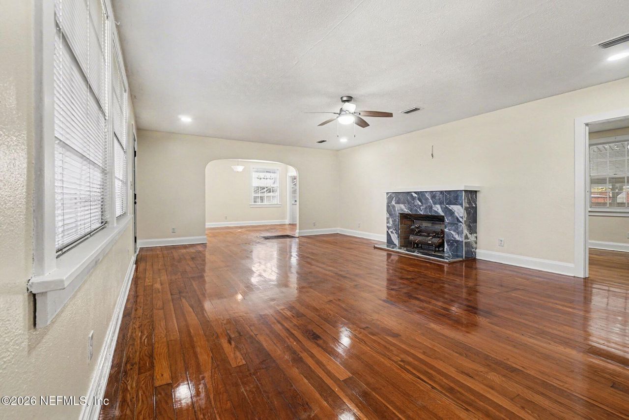 318 Trout River Drive, Jacksonville, FL 32208 Photo