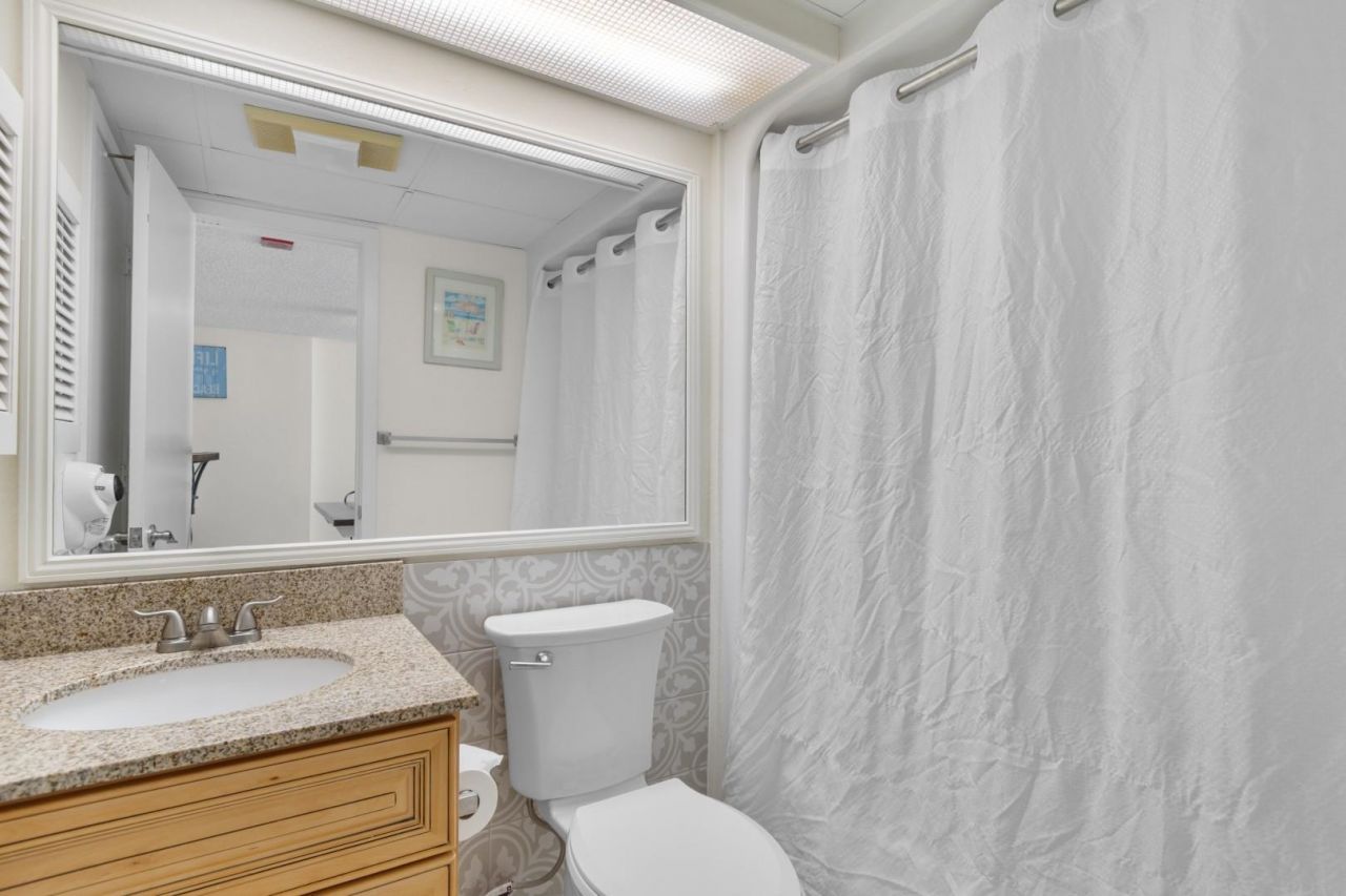 4800 S Ocean Blvd. Photo 16