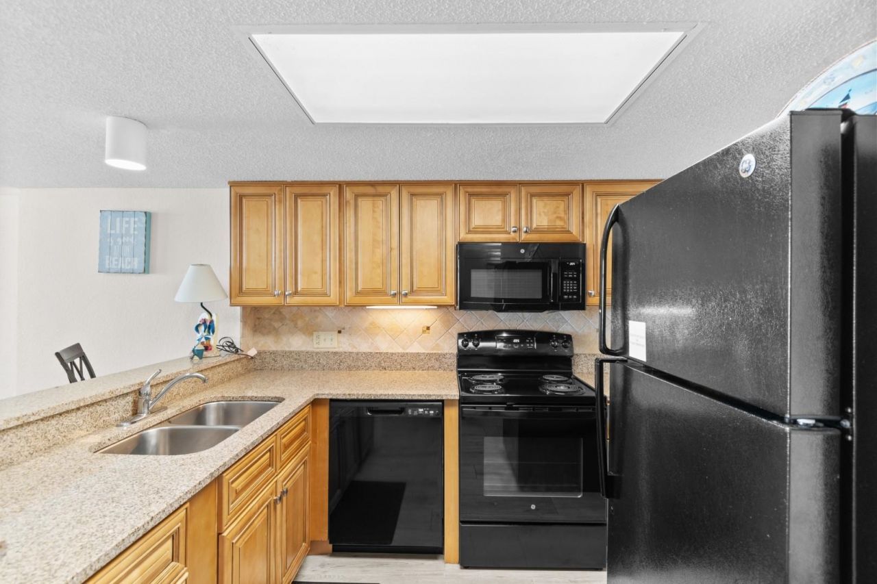 4800 S Ocean Blvd. Photo 5