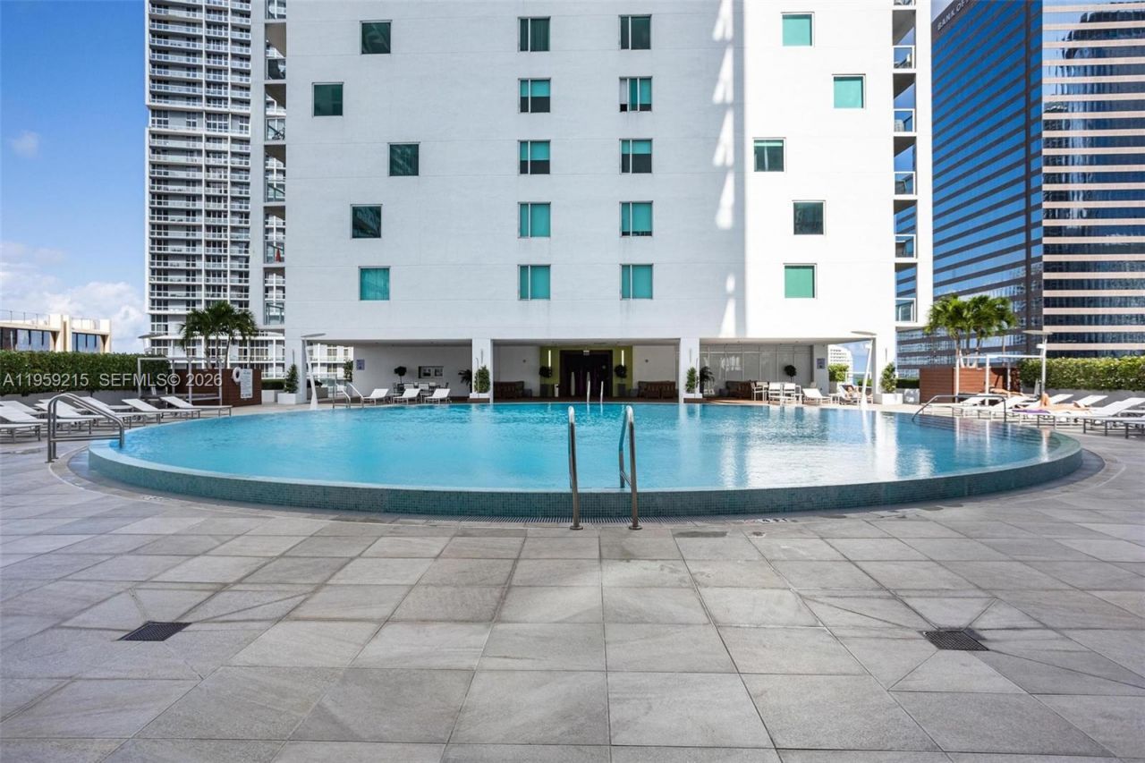 500 Brickell Ave , Unit 1903, Miami, FL 33131 Photo