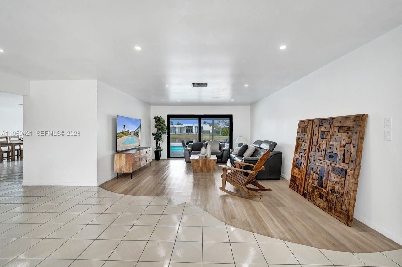 16653 Golfview Dr , Weston, FL 33326 Photo