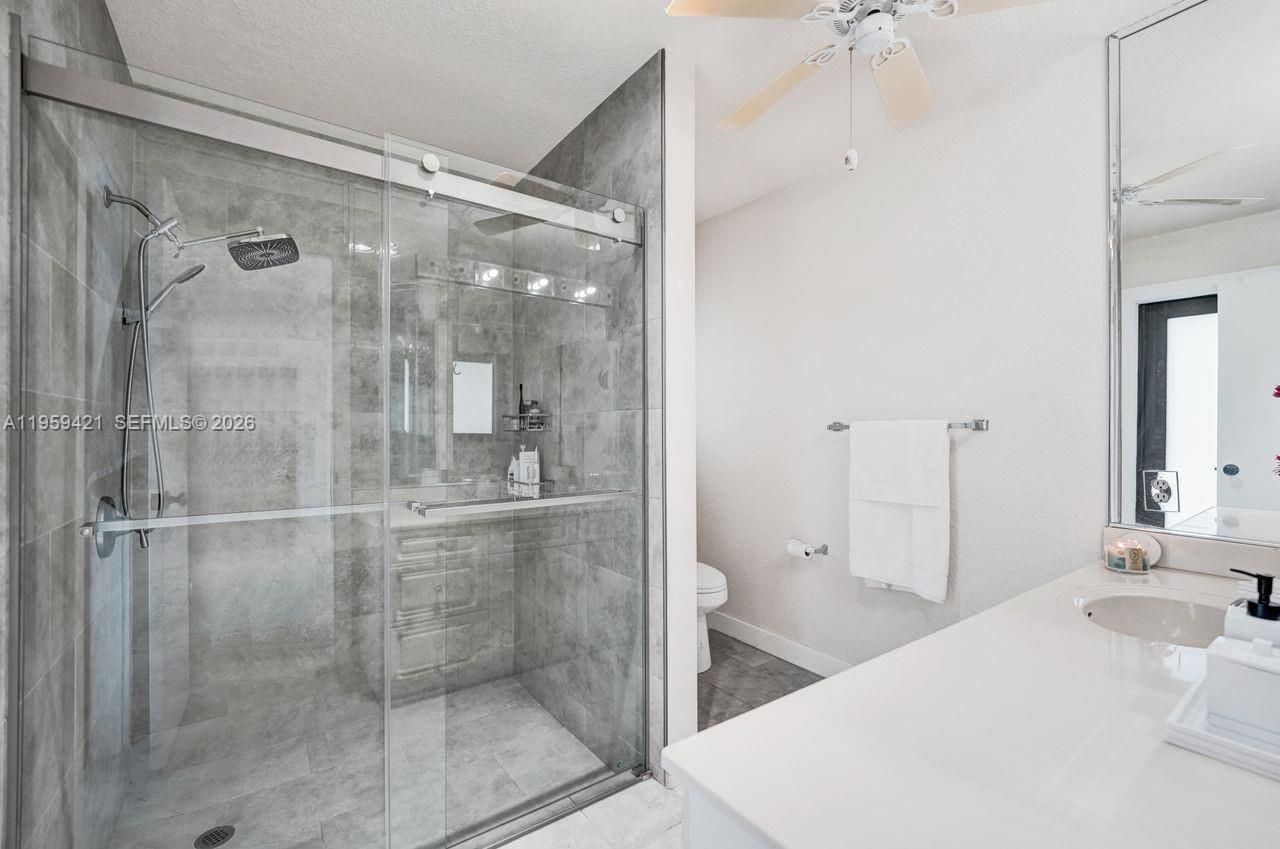 16653 Golfview Dr, Weston, FL 33326 Photo