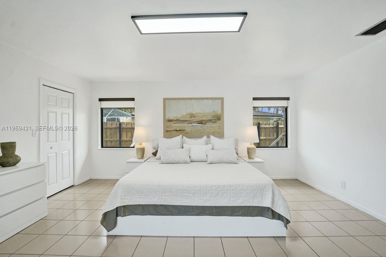 16653 Golfview Dr , Weston, FL 33326 Photo