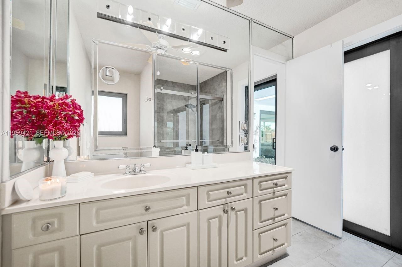 16653 Golfview Dr , Weston, FL 33326 Photo