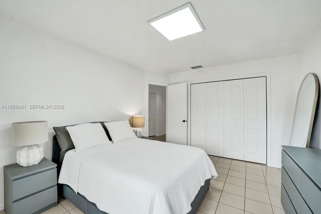 16653 Golfview Dr , Weston, FL 33326 Photo