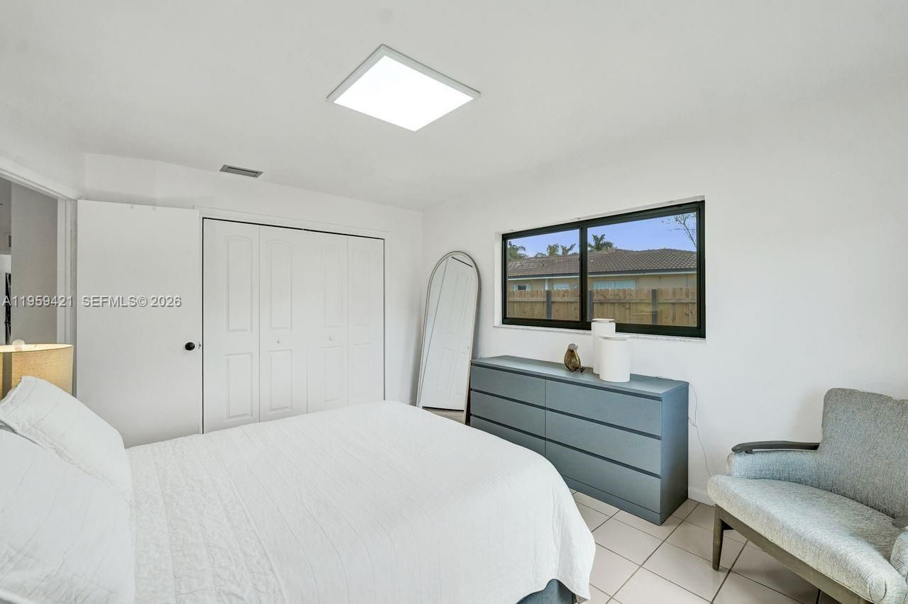 16653 Golfview Dr , Weston, FL 33326 Photo