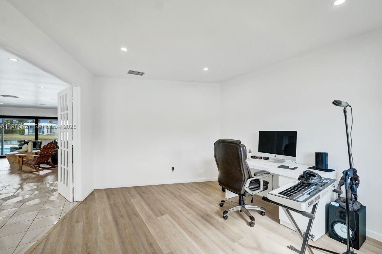 16653 Golfview Dr , Weston, FL 33326 Photo