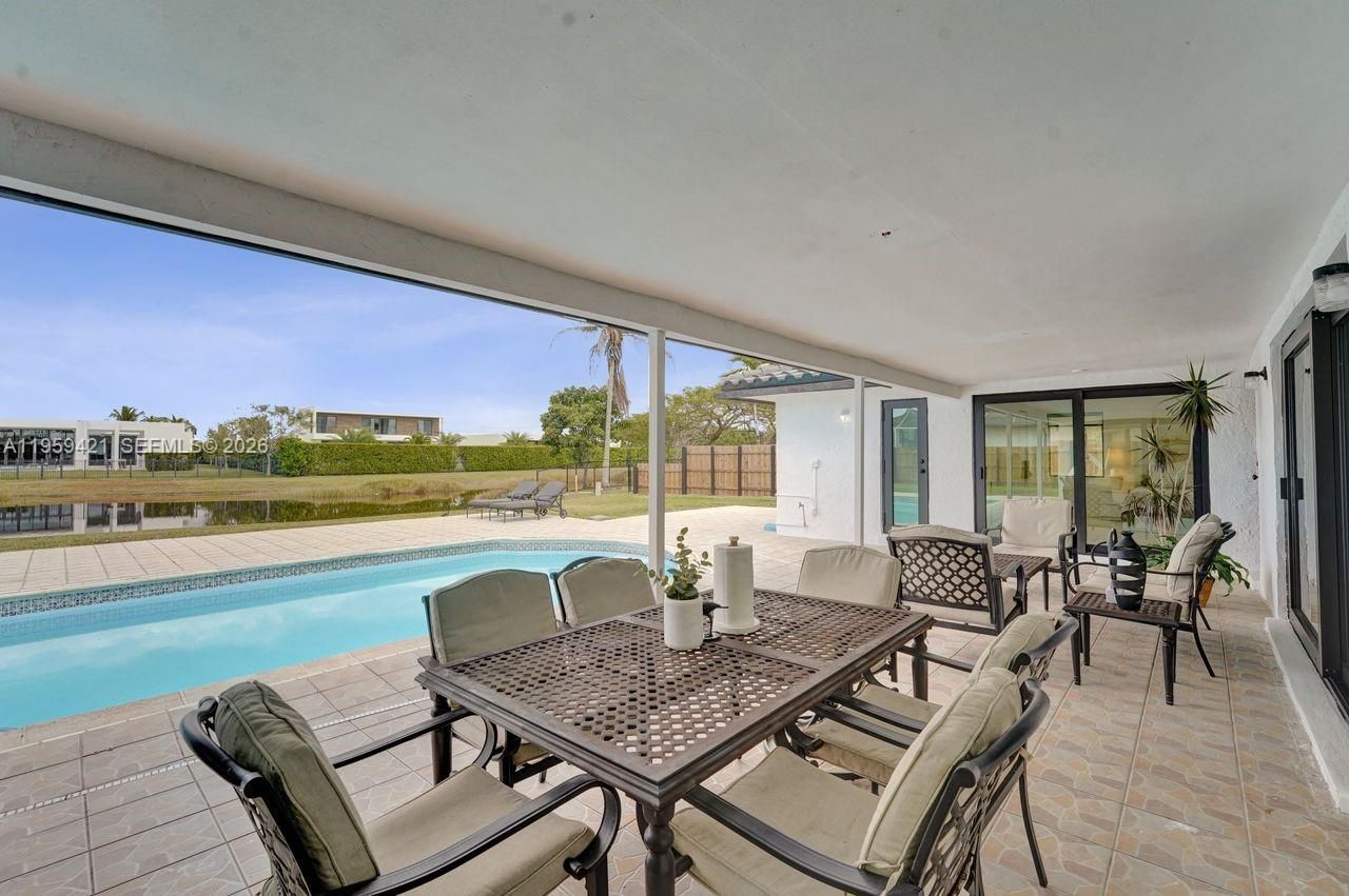 16653 Golfview Dr , Weston, FL 33326 Photo