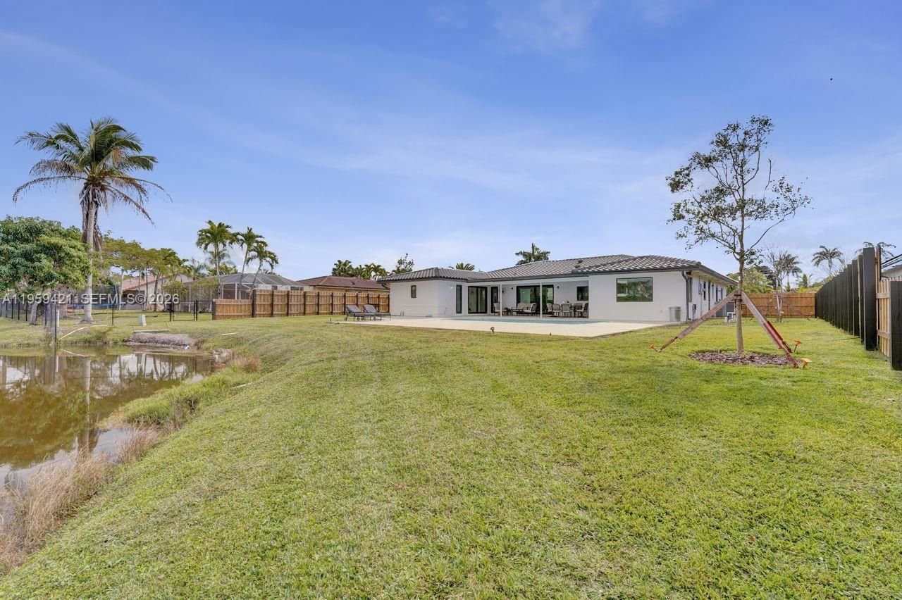 16653 Golfview Dr, Weston, FL 33326 Photo