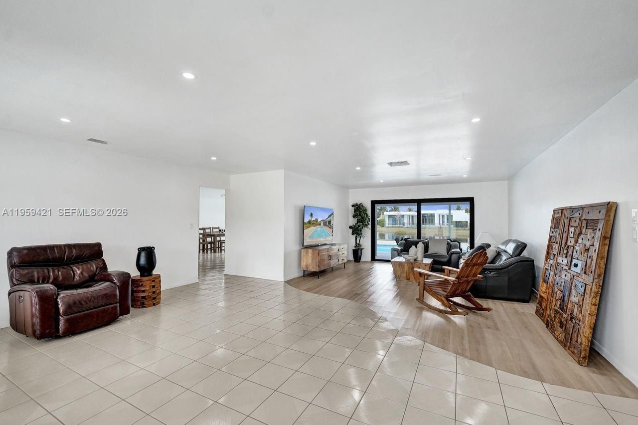 16653 Golfview Dr , Weston, FL 33326 Photo