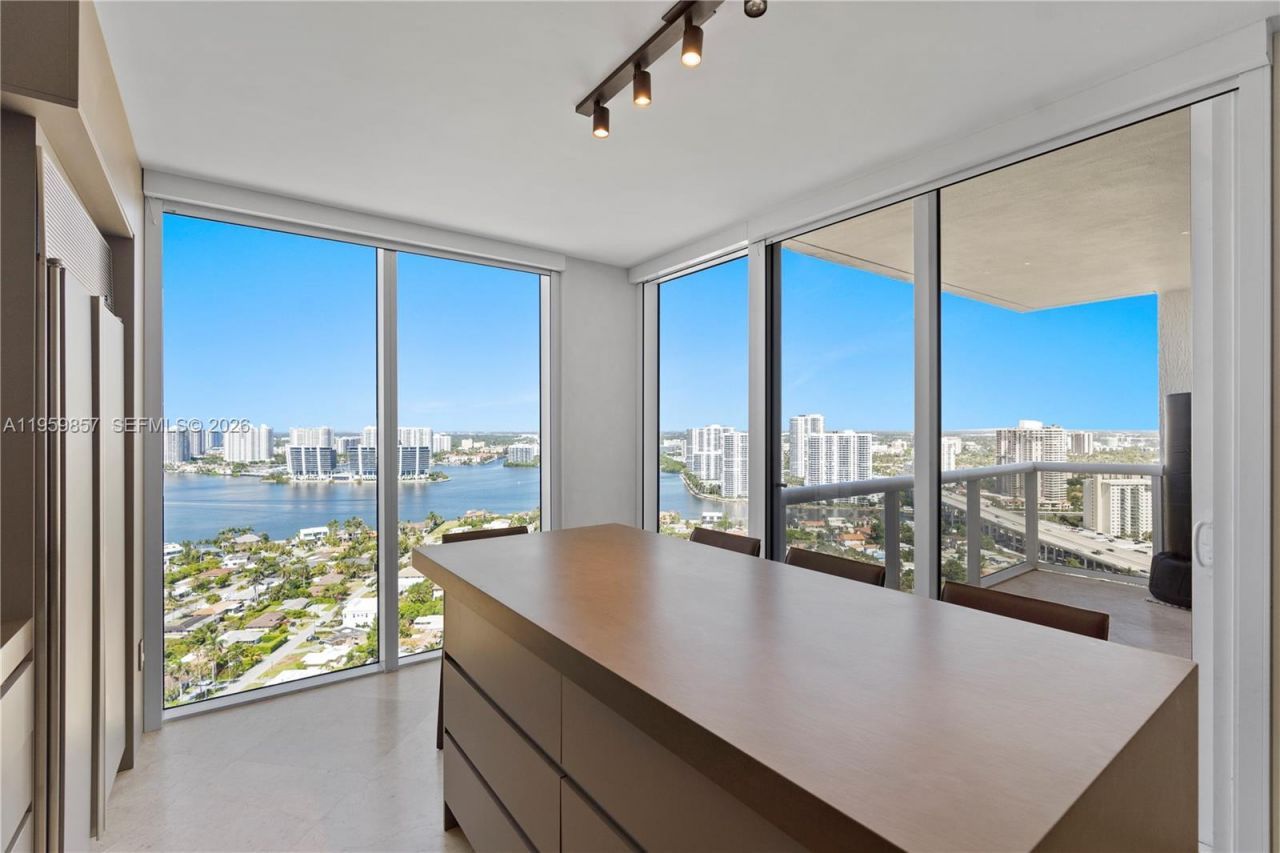 18911 Collins Ave, Unit 3307, Sunny Isles Beach, FL 33160 Photo