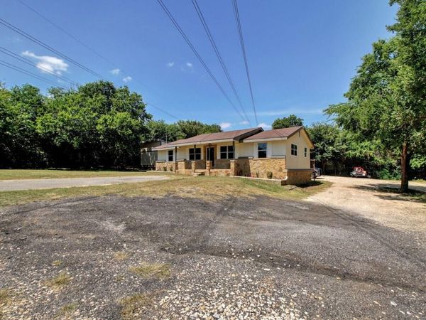 2214 Gardenia DR, Austin, TX 78727