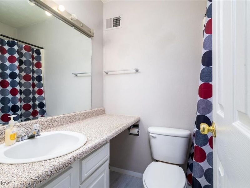 500 502 NEBO Drive, Toronto, OH 43964 Photo 25