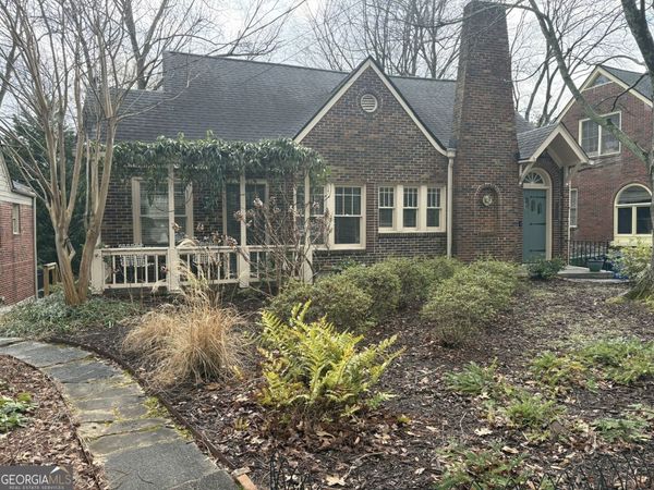 1067 Lanier Boulevard NE, Atlanta, GA 30306