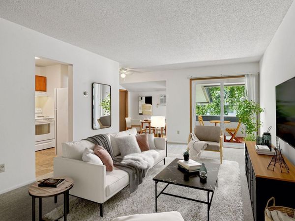 8262 Fremont Avenue S, Unit C, Bloomington, MN 55420