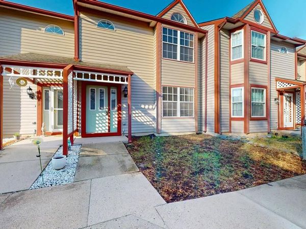 668 LAKEFRONT CIRCLE, GALLOWAY, NJ 08205