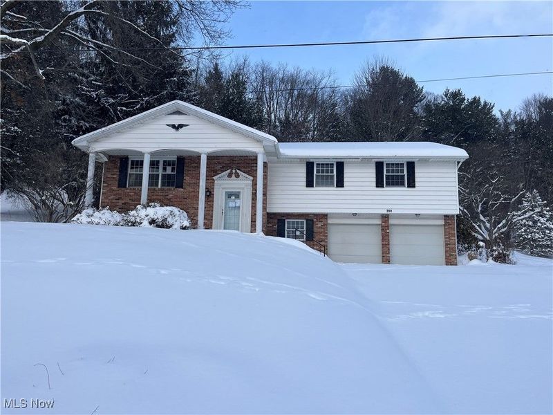 208 Ridgewood Boulevard, Minerva, OH 44657 Photo 1