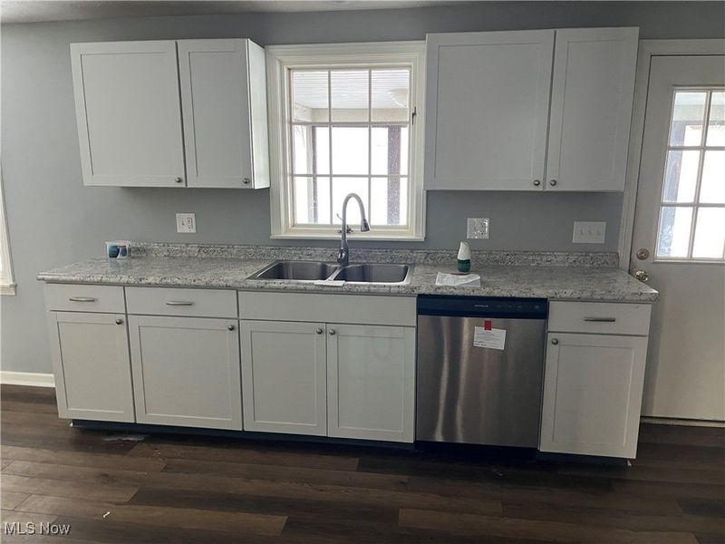 208 Ridgewood Boulevard, Minerva, OH 44657 Photo 17