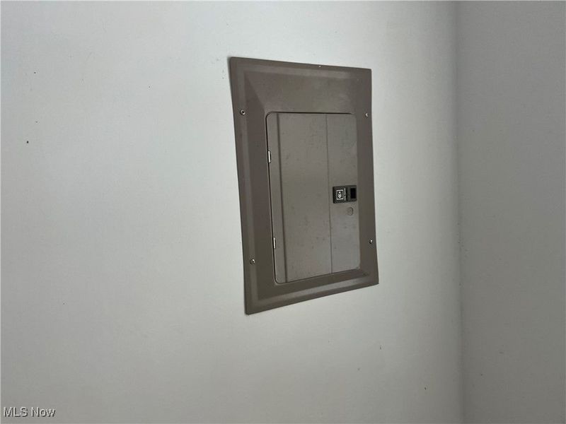 208 Ridgewood Boulevard, Minerva, OH 44657 Photo 8