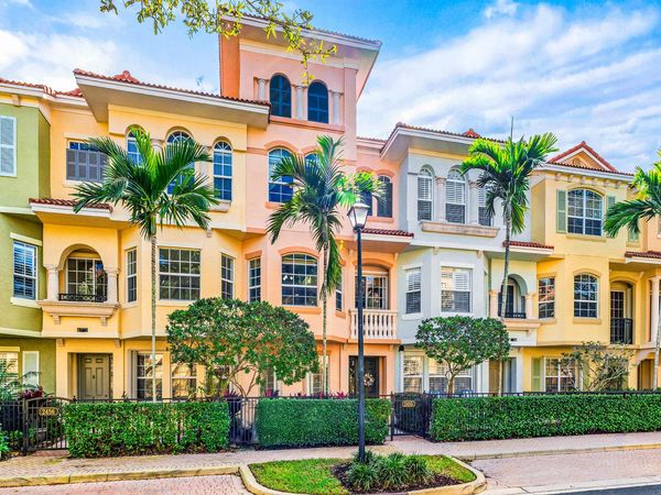 2455 San Pietro Circle, Palm Beach Gardens, FL 33410