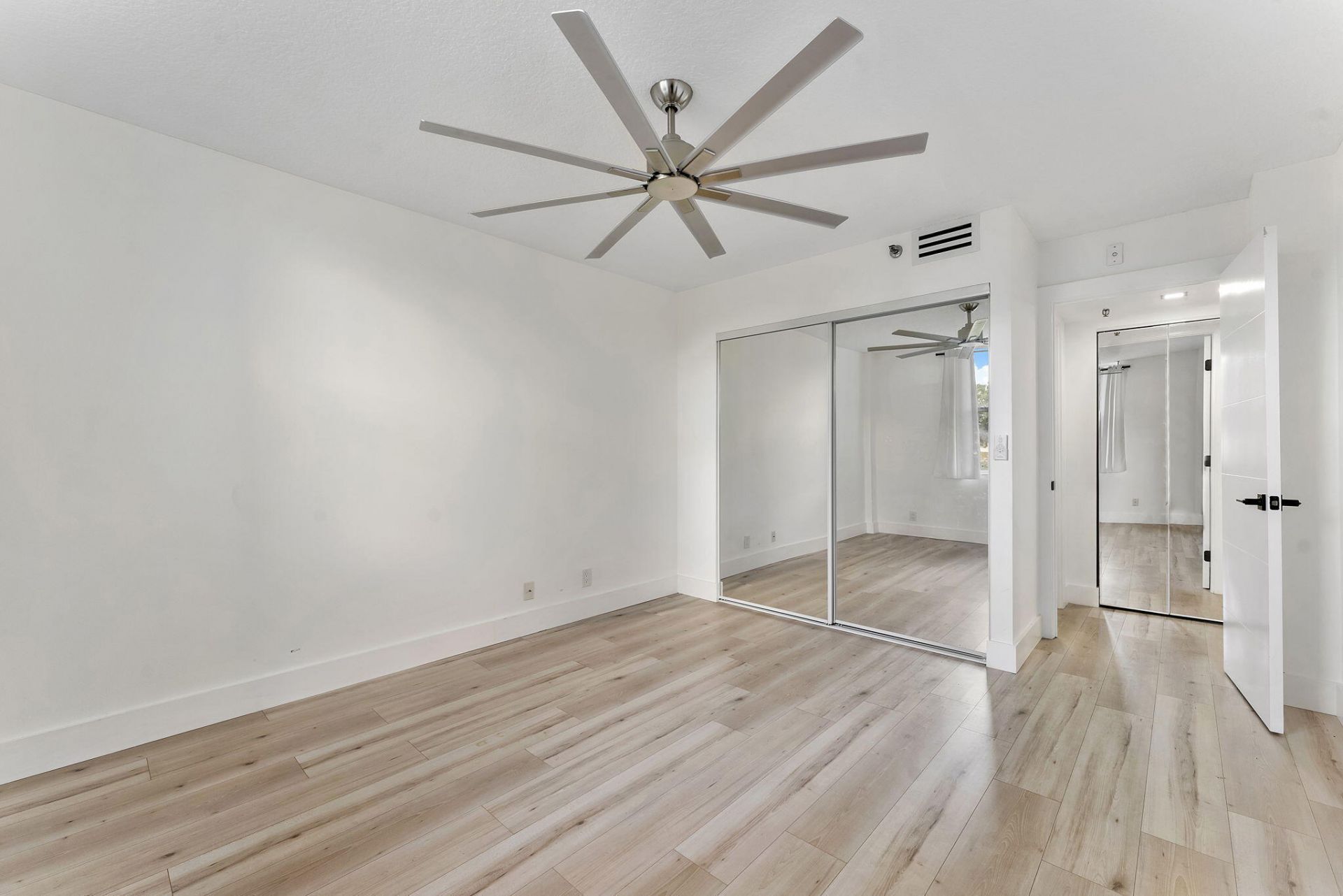 5260 NW 2nd Avenue, Unit 105, Boca Raton, FL 33487 Photo