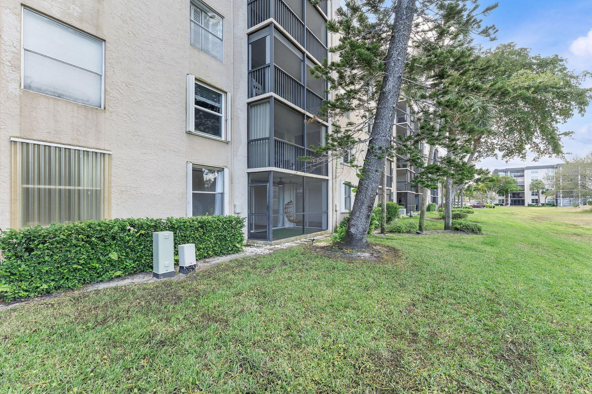5260 NW 2nd Avenue, Unit 105, Boca Raton, FL 33487 Photo