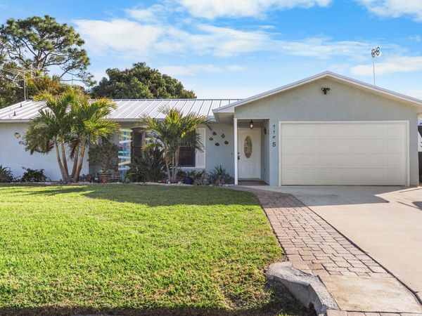 1155 SW Hutchins Street, Port Saint Lucie, FL 34983