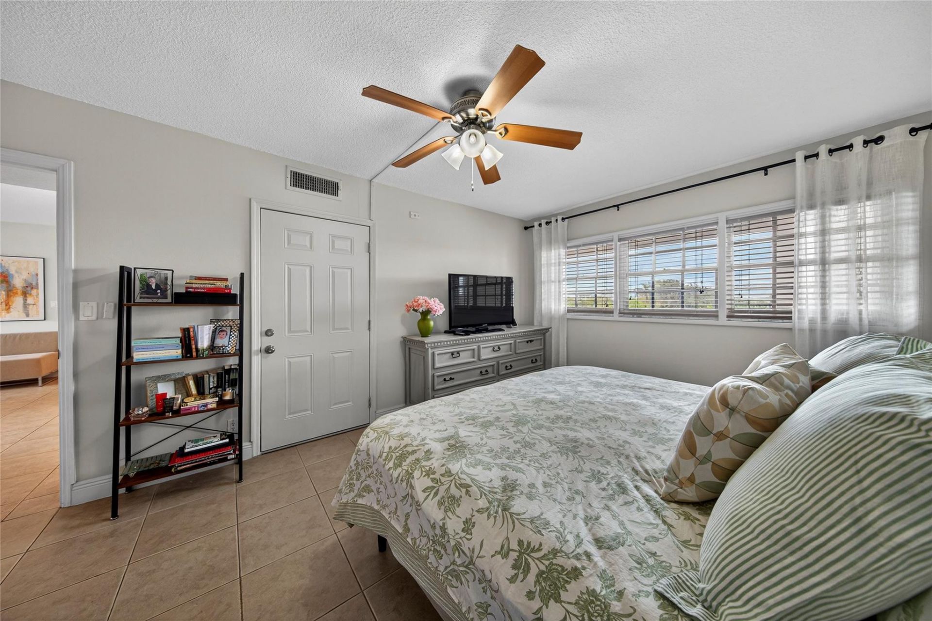 3200 N Palm Aire Drive, Unit 508, Pompano Beach, FL 33069 Photo