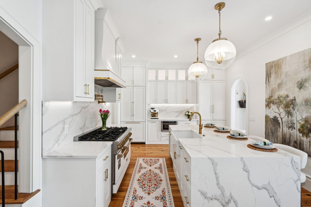 45 Eastlake Road Photo 11