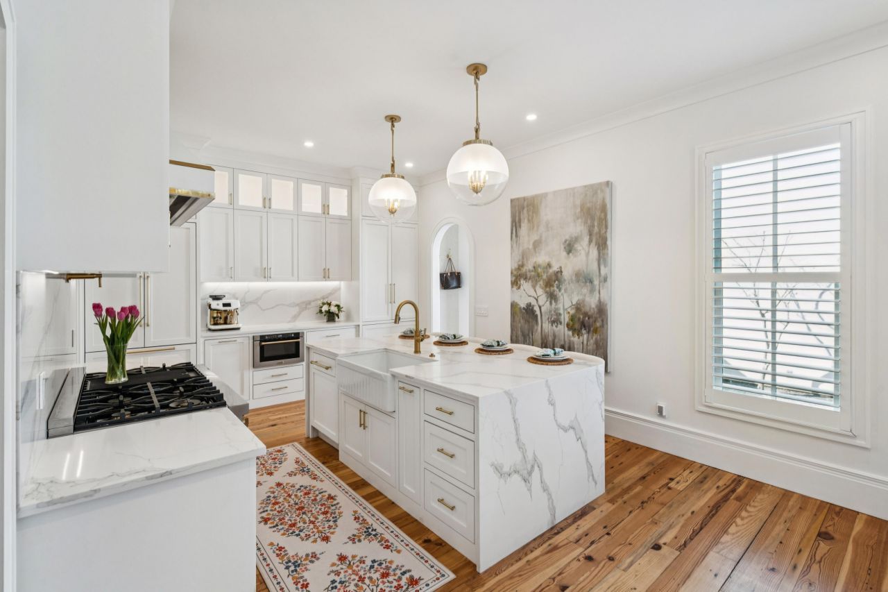 45 Eastlake Road Photo 14