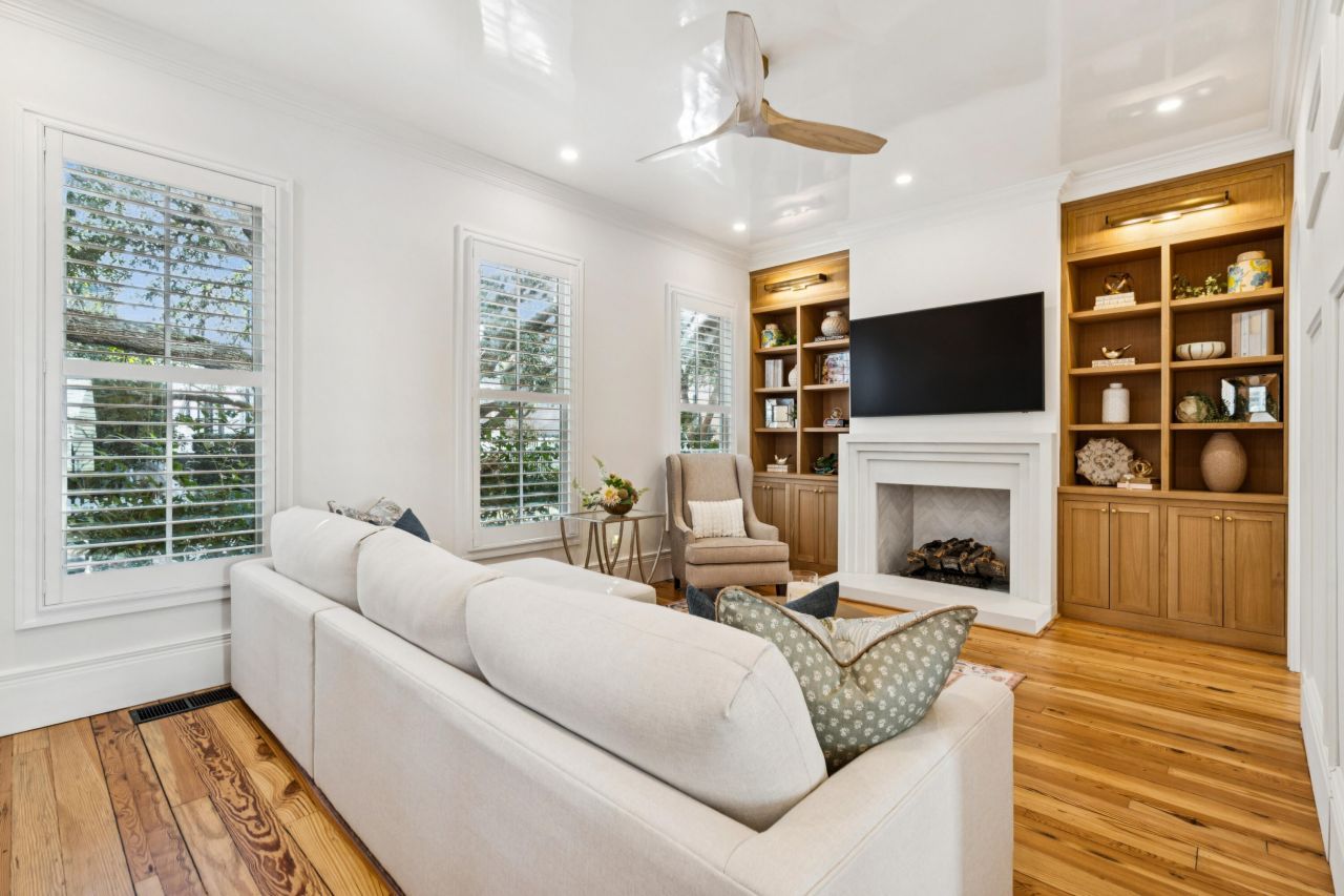 45 Eastlake Road Photo 21