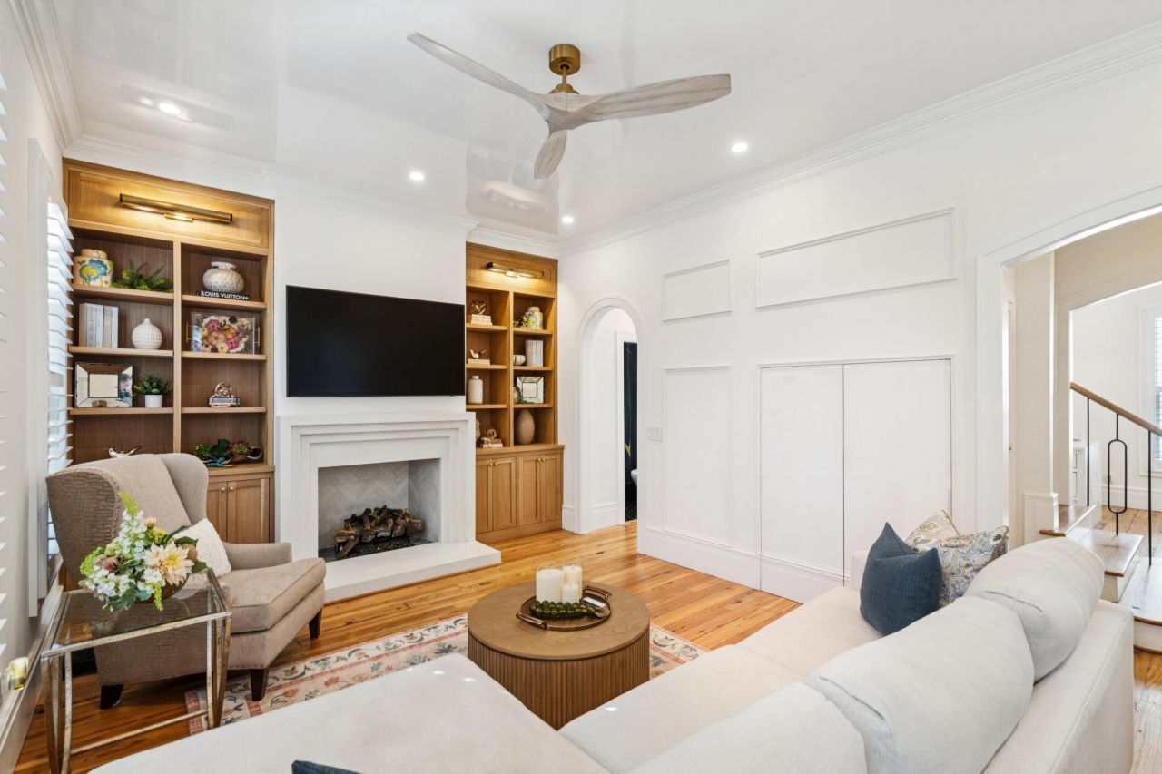 45 Eastlake Road Photo 25