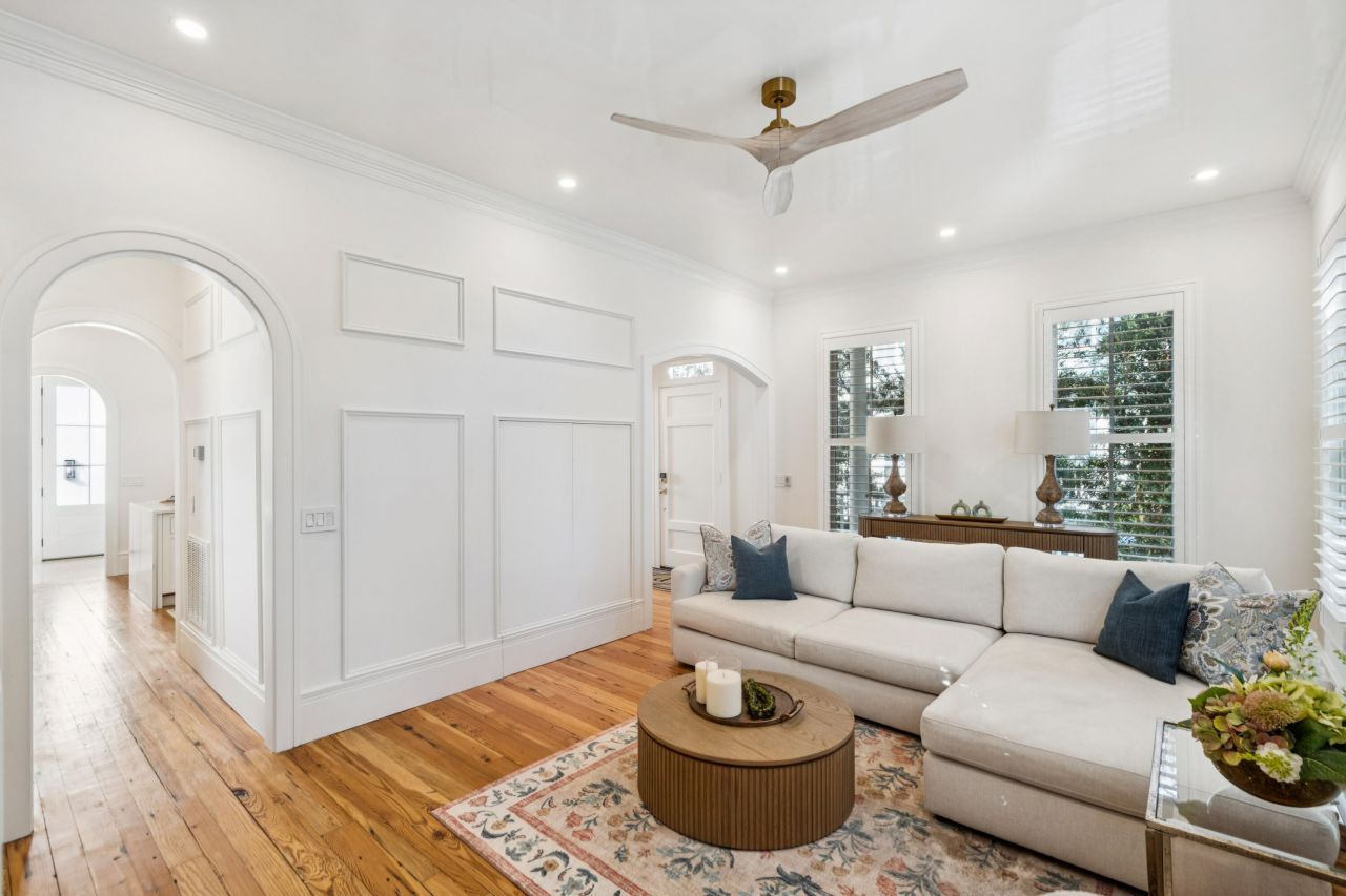 45 Eastlake Road Photo 29