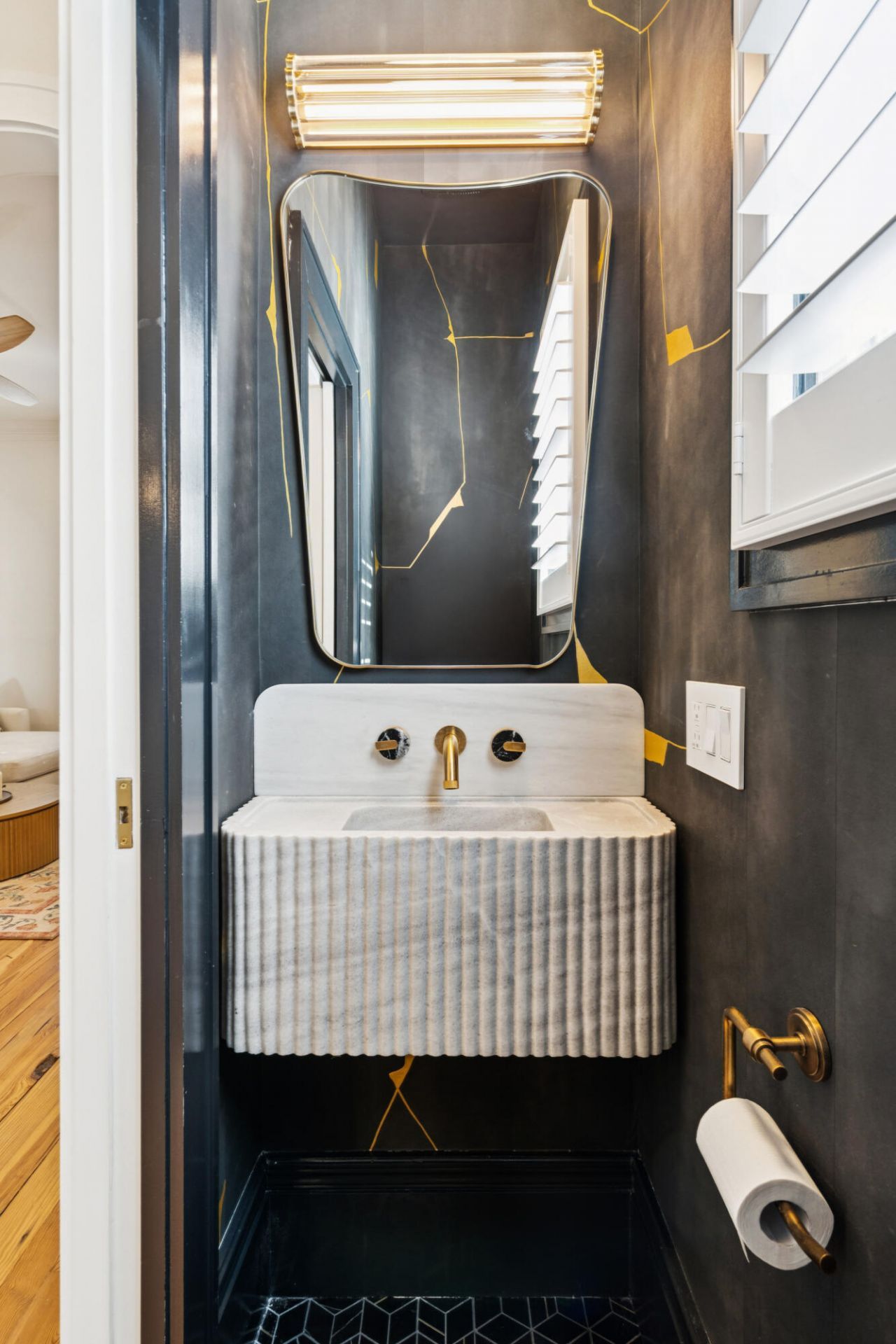 45 Eastlake Road Photo 31